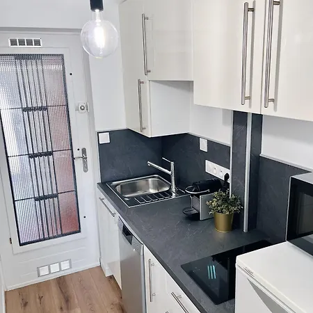 4 Personnes - Proche Des Plages 아파트 Saint-Raphaël